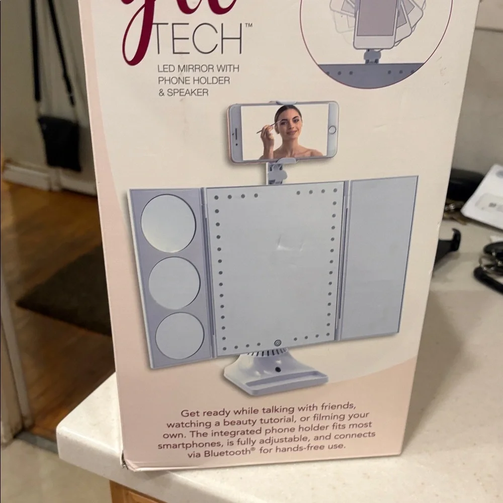 LED Vanity Mirror‎ with Phone Holder - White new